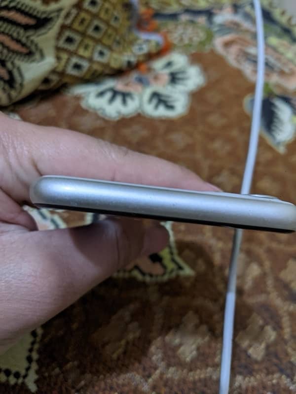 iphone 11 with box pta approved 5