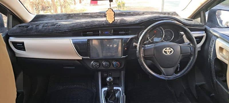 Toyota Corolla GLI 2014 9