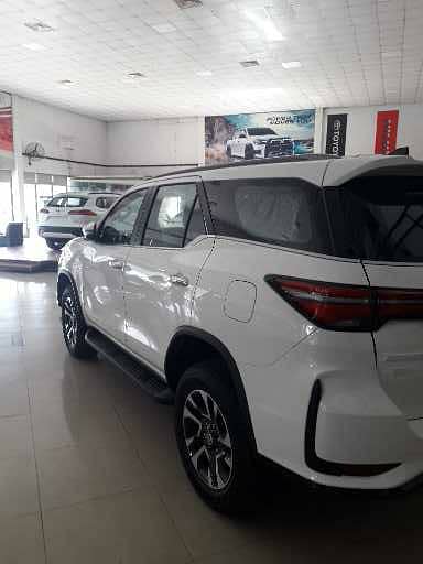 Toyota Fortuner grs 2024 4