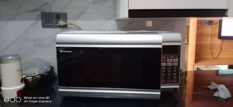 good condition microwave sale 0