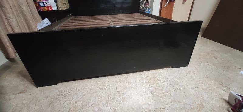 WOODEN BED FOR SALE 0