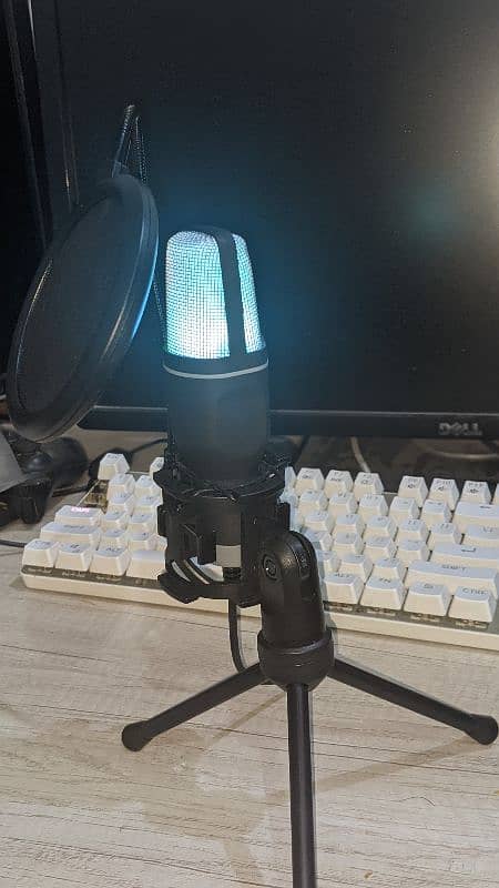 Rgb gaming mic with pop filter and shockmount 0