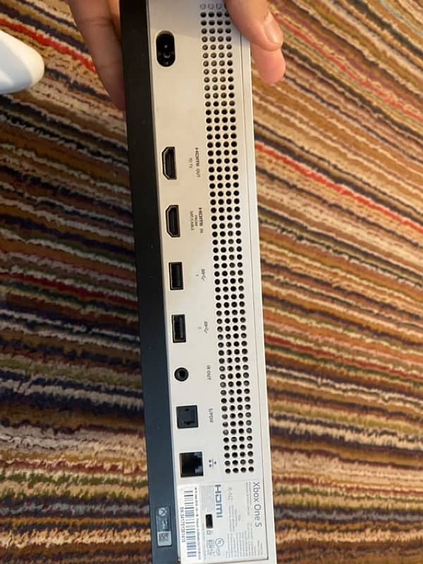 xbox one S 2019 1 tb urgent sell 2