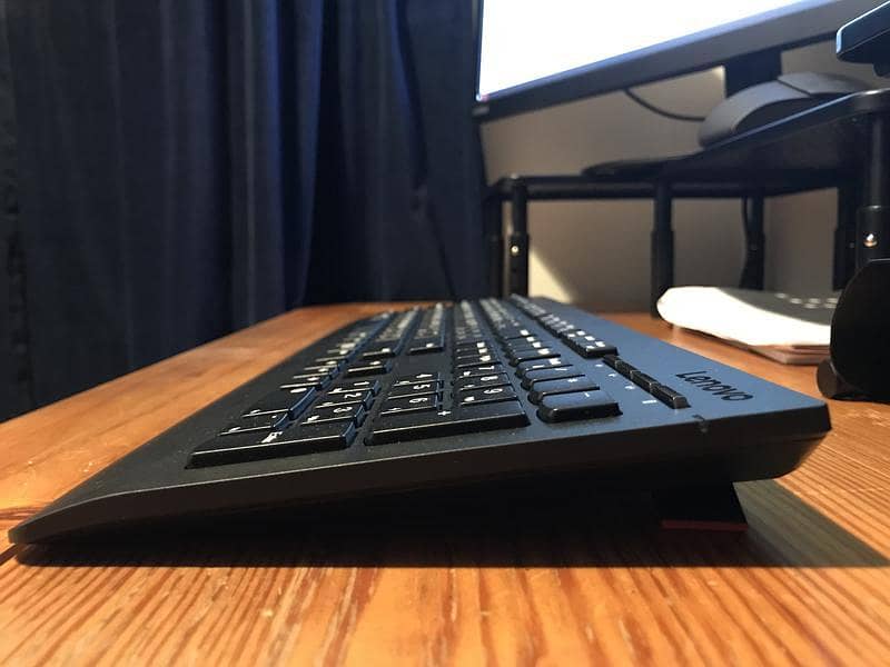 Lenovo Professional Wireless Keyboard and Mouse Combo 2