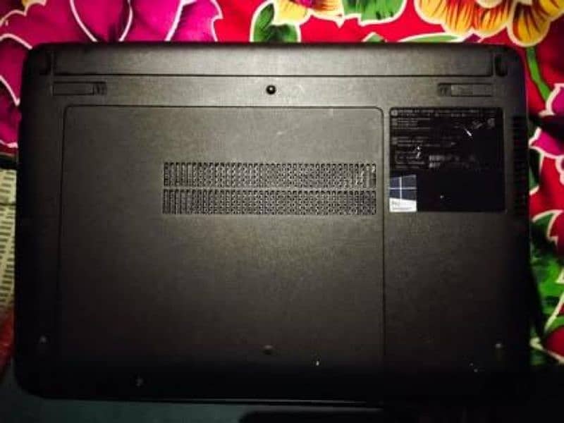 HP book pro 430 g3 touch screen 8 gb ram 1