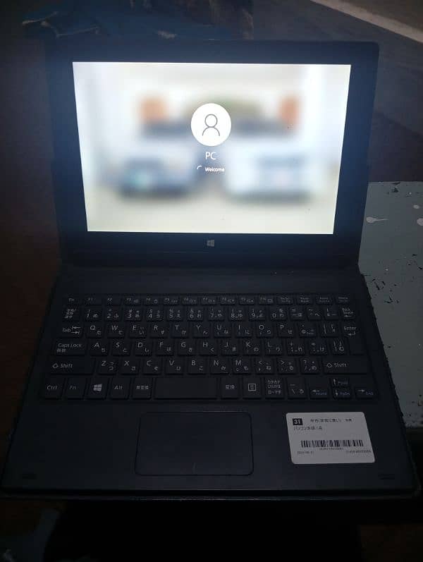 Mini laptop tab. . . 4 GB ram 64 memory. . . . 3