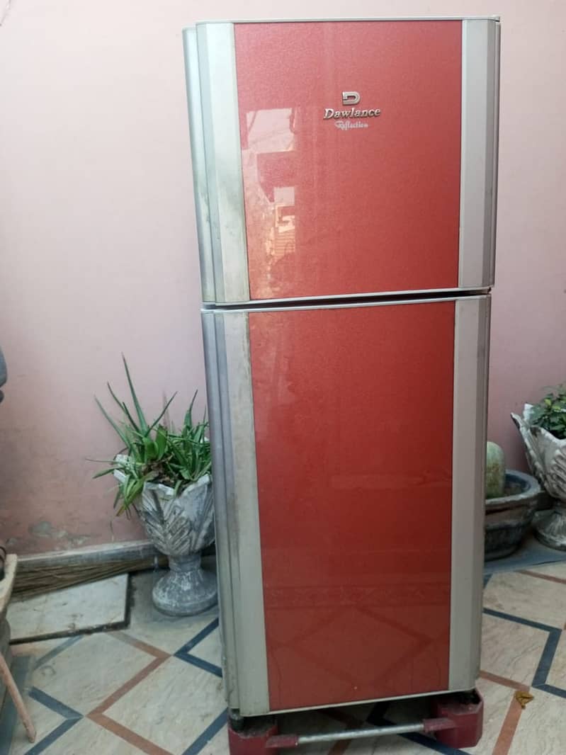 Dawlance fridge for sale. 0