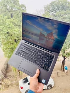 Dell Latitude 7300