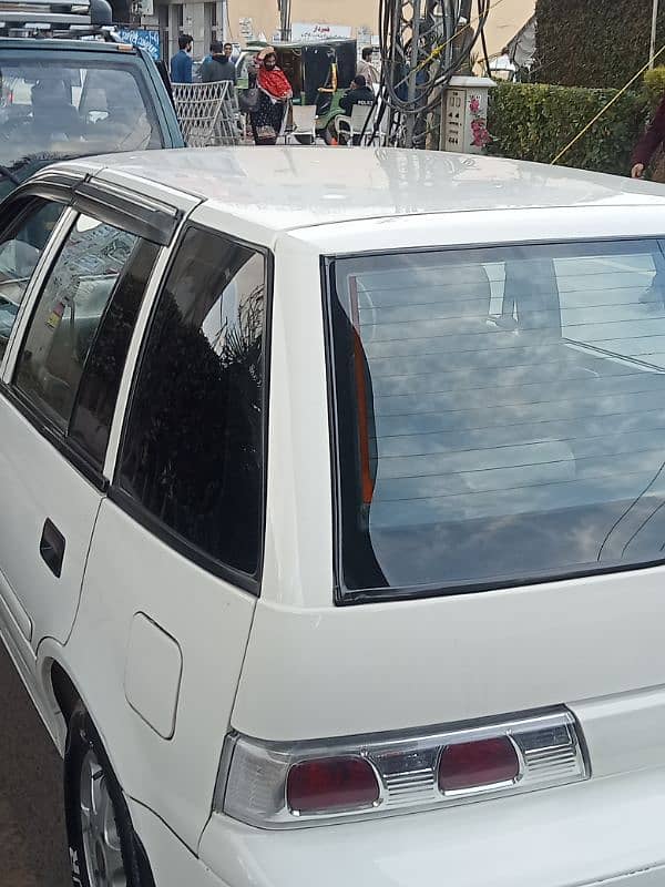 Suzuki Cultus 2016 4