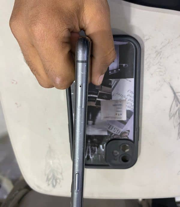 iPhone 11 factory unlock 0