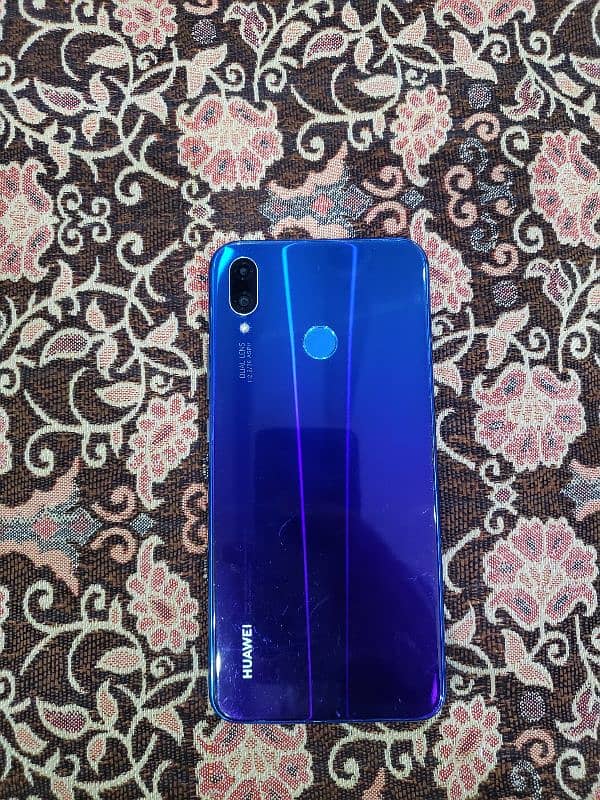 Huawei Nova 3i 4/128 2