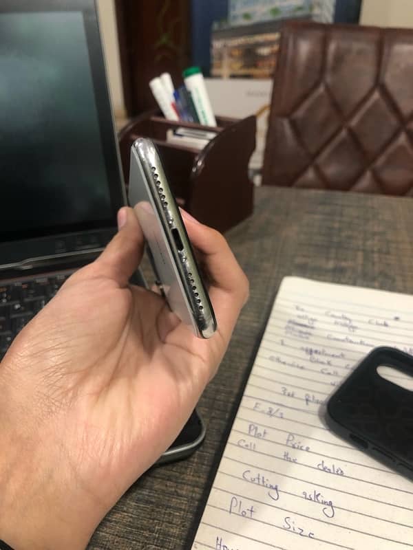 iPhone X 256gb sim working 4