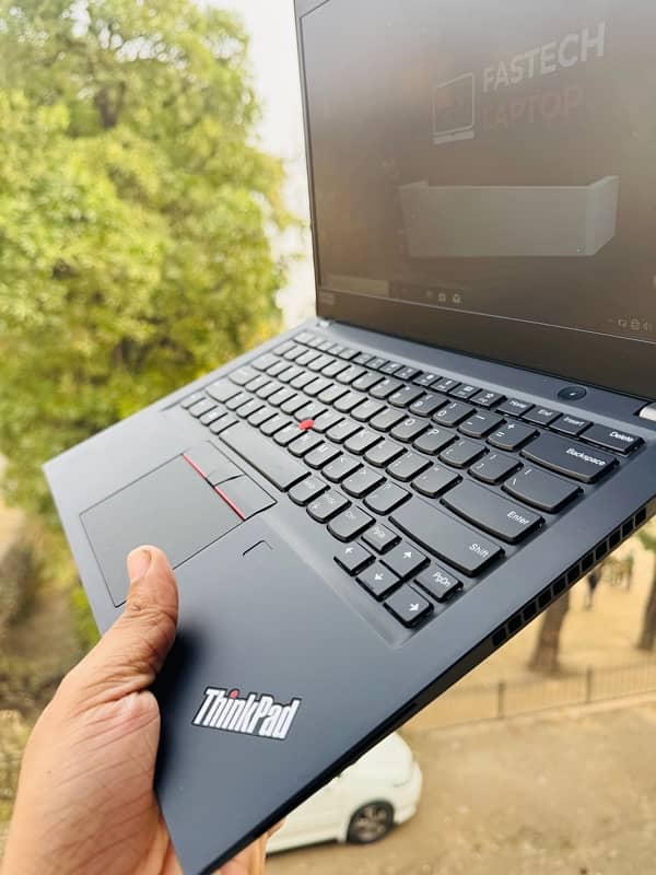 Lenovo Thinkpad T490s 2