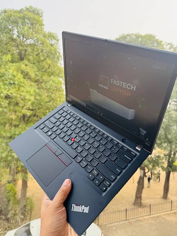 Lenovo Thinkpad T490s 5