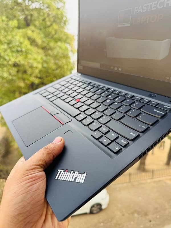 Lenovo Thinkpad T490s 6