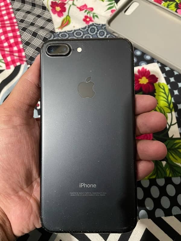 iphone 7 plus 128gb PTA APPROVED 1