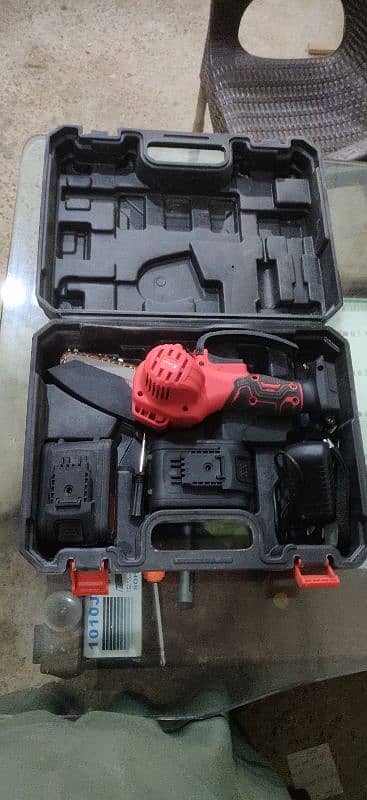 21V Chainsaw 2