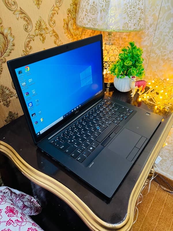 Dell Latitude E7480 0