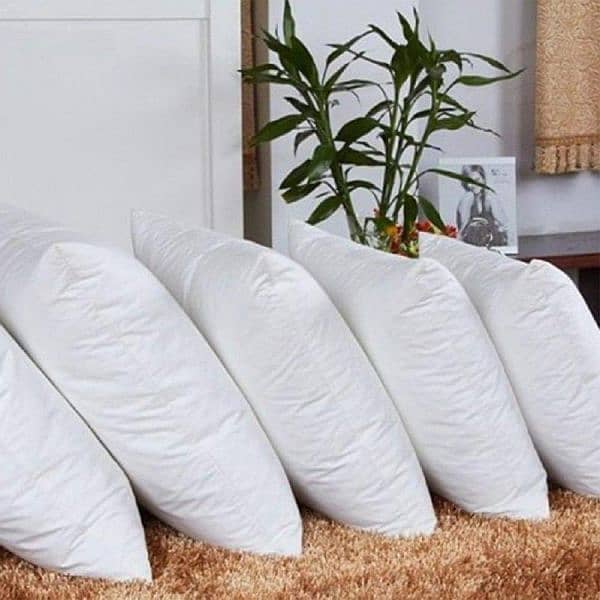 5 PCs White polyester cushion, WhatsApp (03145156658) 1