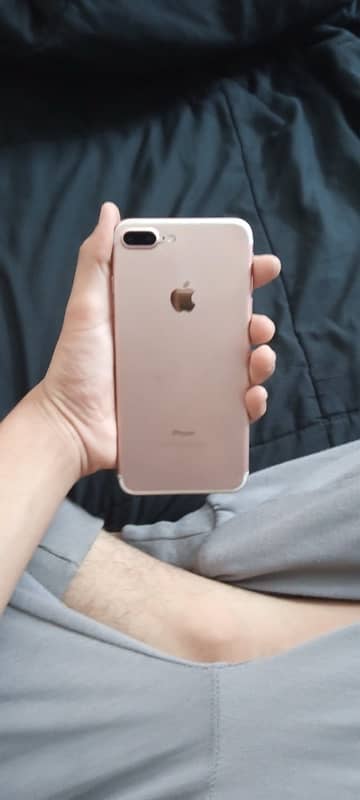 iPhone 7 Plus 4