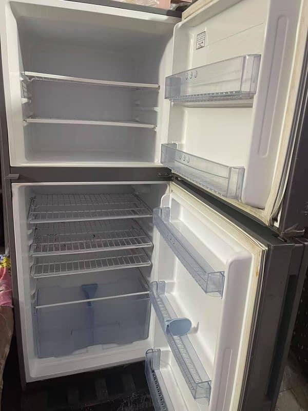 Urgent sale Haier Medium size fridge 1