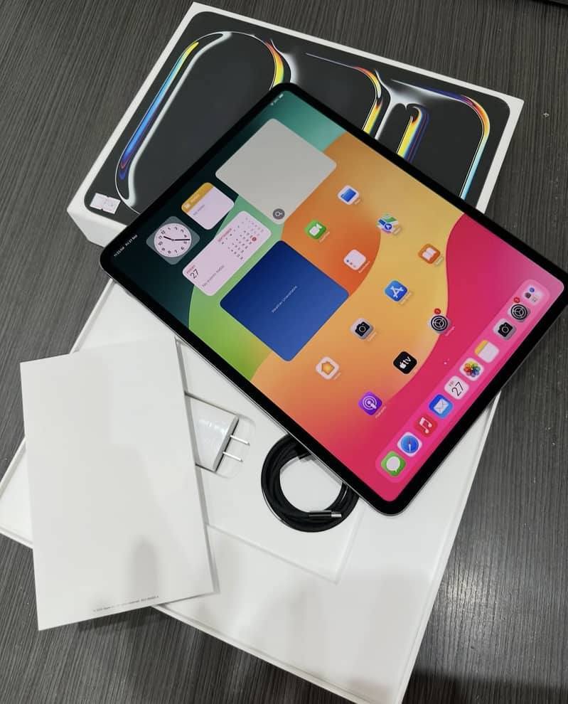 Apple iPad Pro 13 inches M4 (100BH) 3