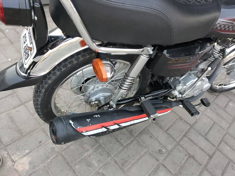 Honda CG 125 2024 6