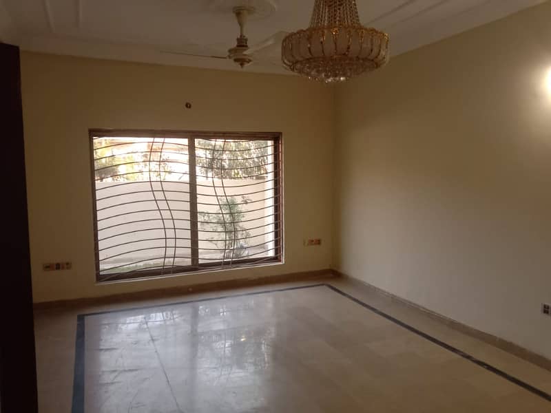 10 Marla house for sale in phase 3 bahria town Rawalpindi 1