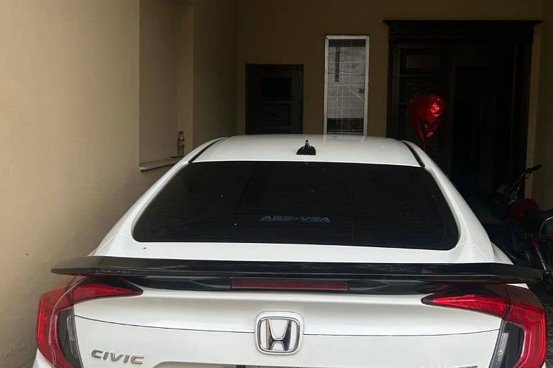 honda civic RS spoiler 1