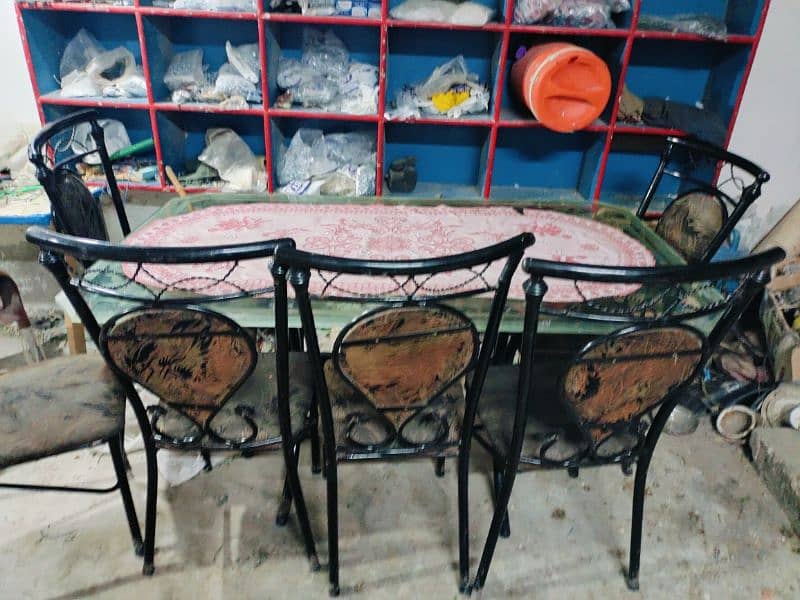 Glass Dining table with 6 Chairs 3