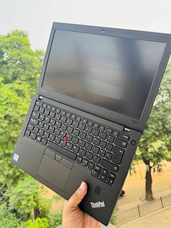 Lenovo Thinkpad X270 1