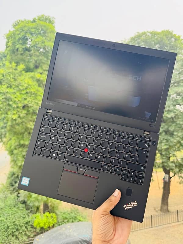 Lenovo Thinkpad X270 7