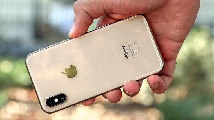 Apple iPhone XS 3