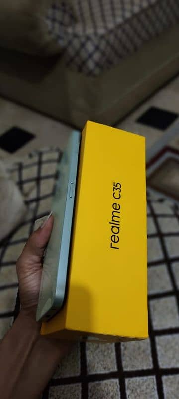 Realme C35 4+4/128gb box or mobile 4