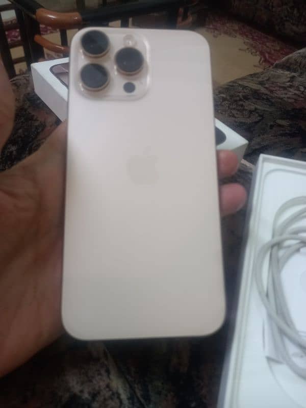 iphone 16pro max 256gp non pta fu unlock condtion 10/10 1