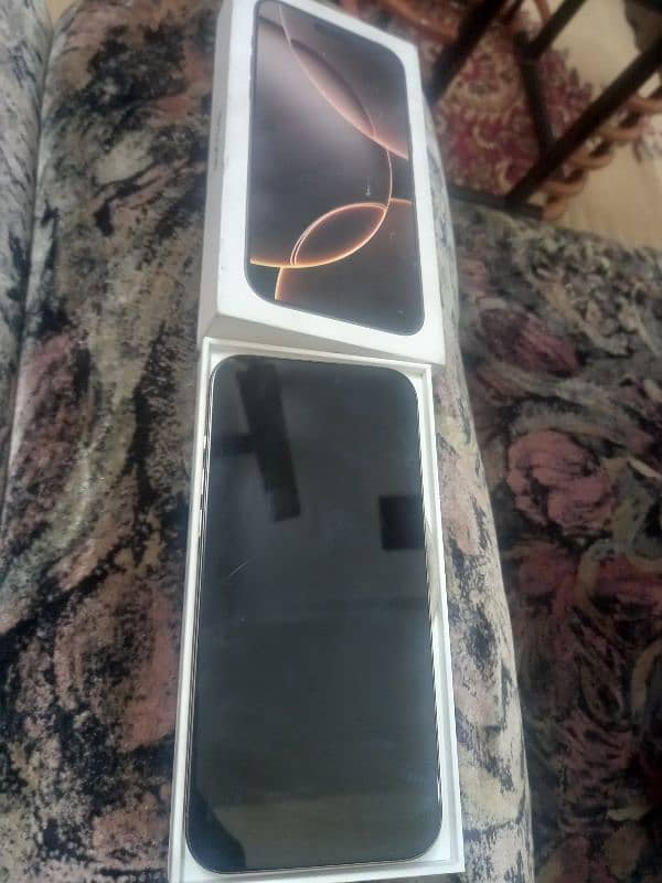 iphone 16pro max 256gp non pta fu unlock condtion 10/10 6