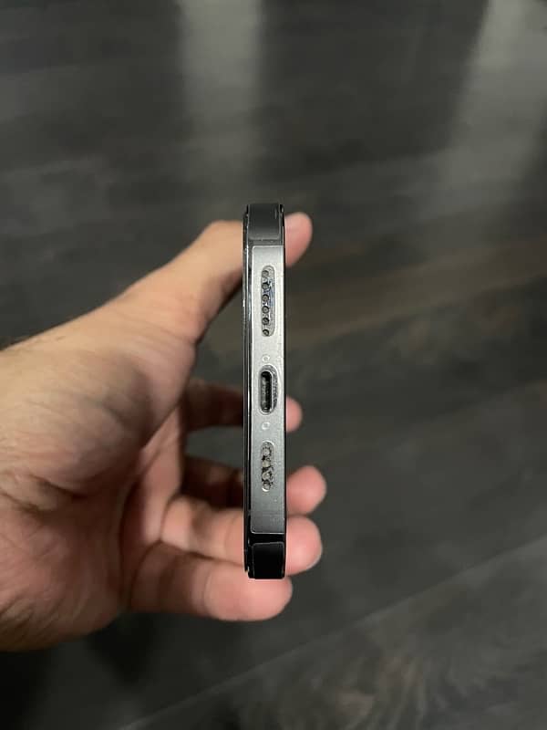 iPhone 13 pro max factory unlock 256gb 4