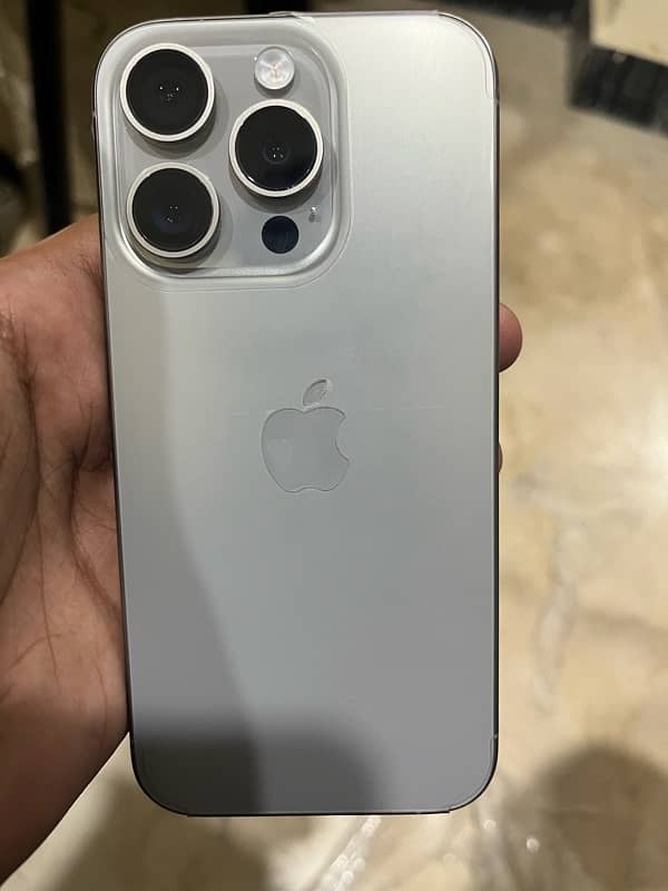 iPhone 15 pro 0