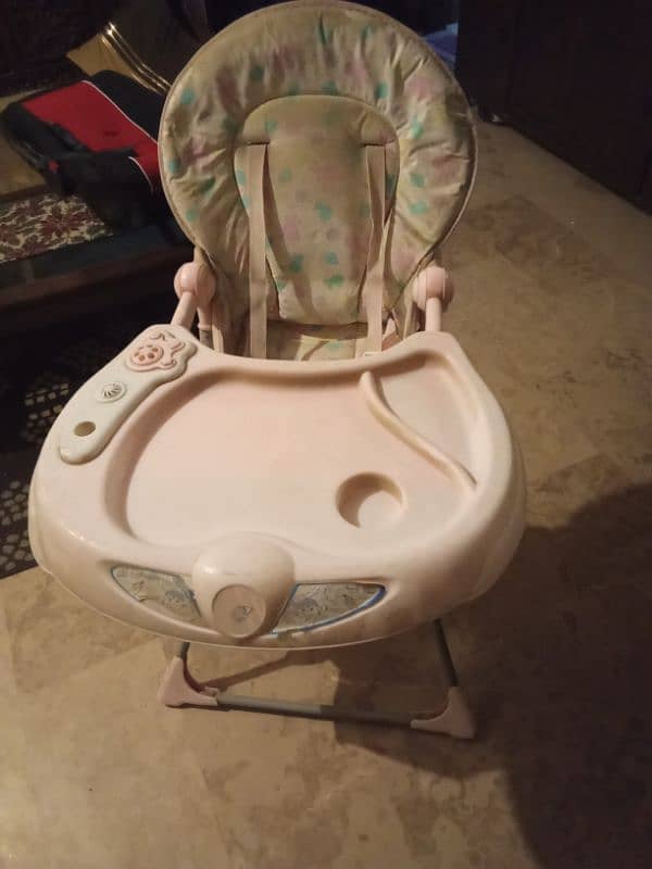 high chair and carry cot 1