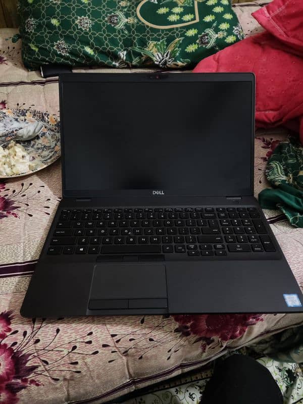 latitude 5501 i7 9th gen 2gb mx 150 2