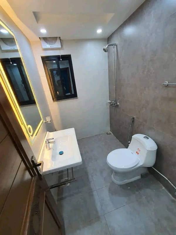 1 Bedroom Luxury Furnished Appartment For Sale In Bahria Town Lahore 7