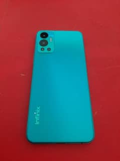 Infinix hot 12 7/10 condition pta approved with box