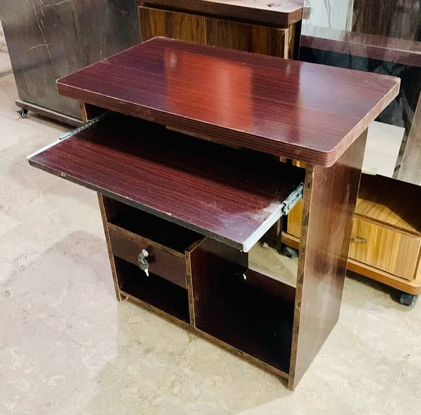 Brand New Computer Table (Wholesale Price) 3