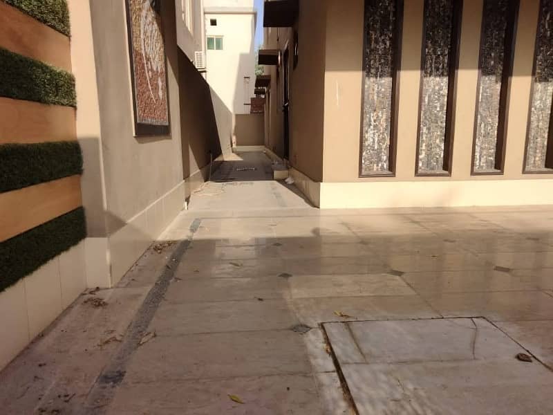 10 Marla Luxury Non Furnished House Available For Rent In Bahria Town Lahore 4