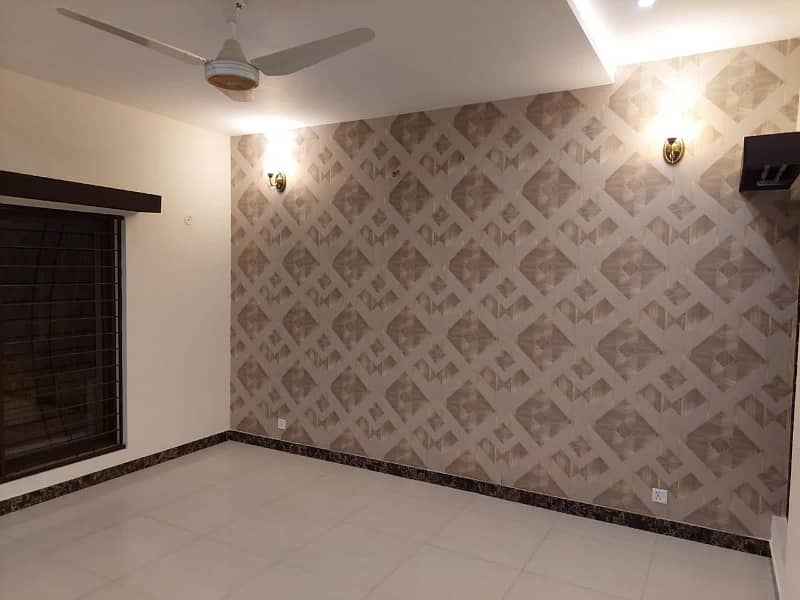 14 Marla Corner Beautiful Upper Portion For Rent Available In Bahria Town Lahore 2