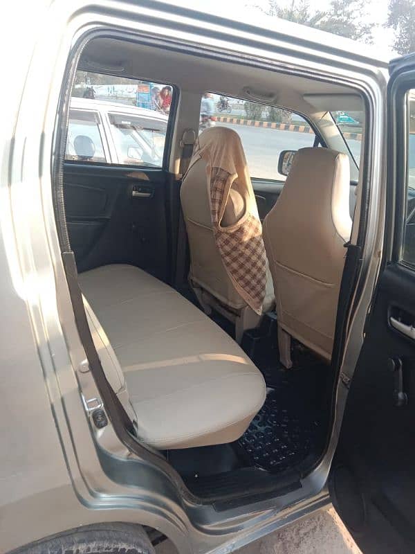 Suzuki Wagon R 2014 12