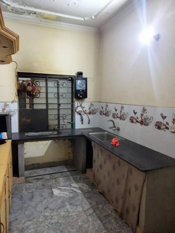 MIAN ESTATE OFFERS 5 MARLA UPPER PORTION FOR RENT FOR FAMILY NEAR PIA ROAD 16