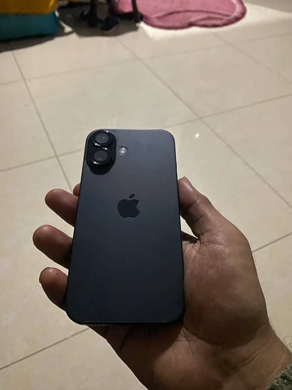 iphone 16 jv 128gb urgent sale 10/10 1