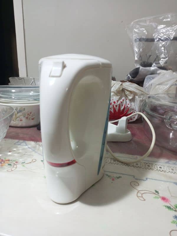 Black and Decker Electric kettle in Good condition 1