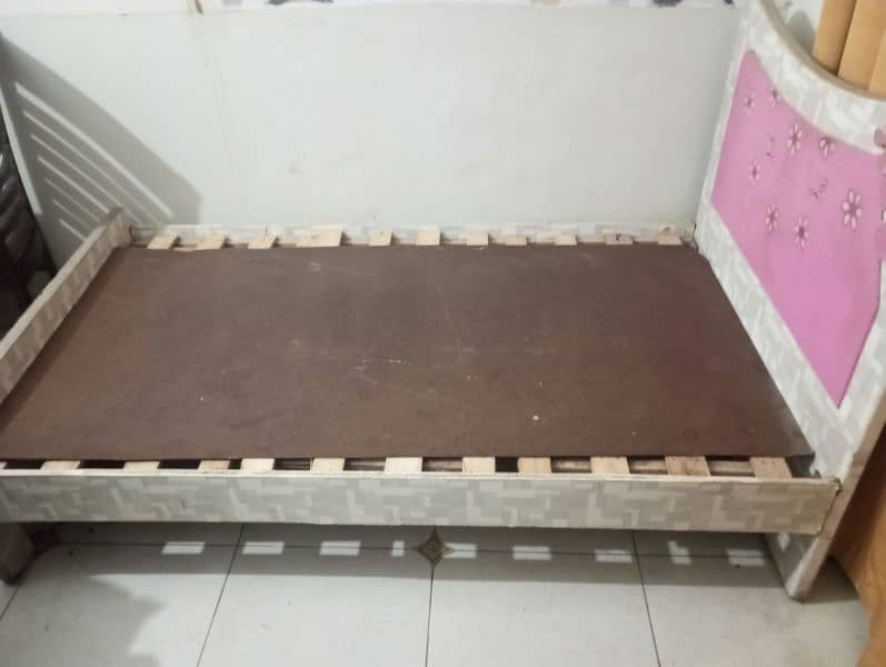 wooden bed 2